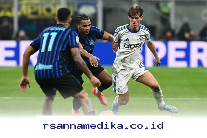 Cesc Fabregas Bocorkan Masa Depan Jacobo Ramon di Como, Real Madrid Ditantang Pulangkan Pemain Muda Ini!
