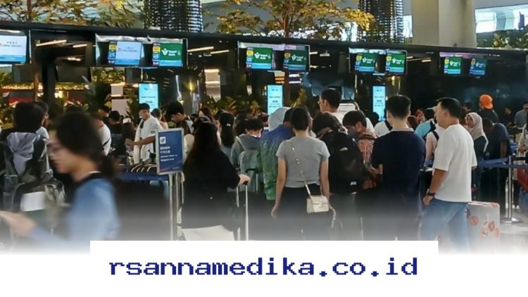 Penerbangan ke Timur Tengah Dibatalkan, Bandara Soetta Kosong!